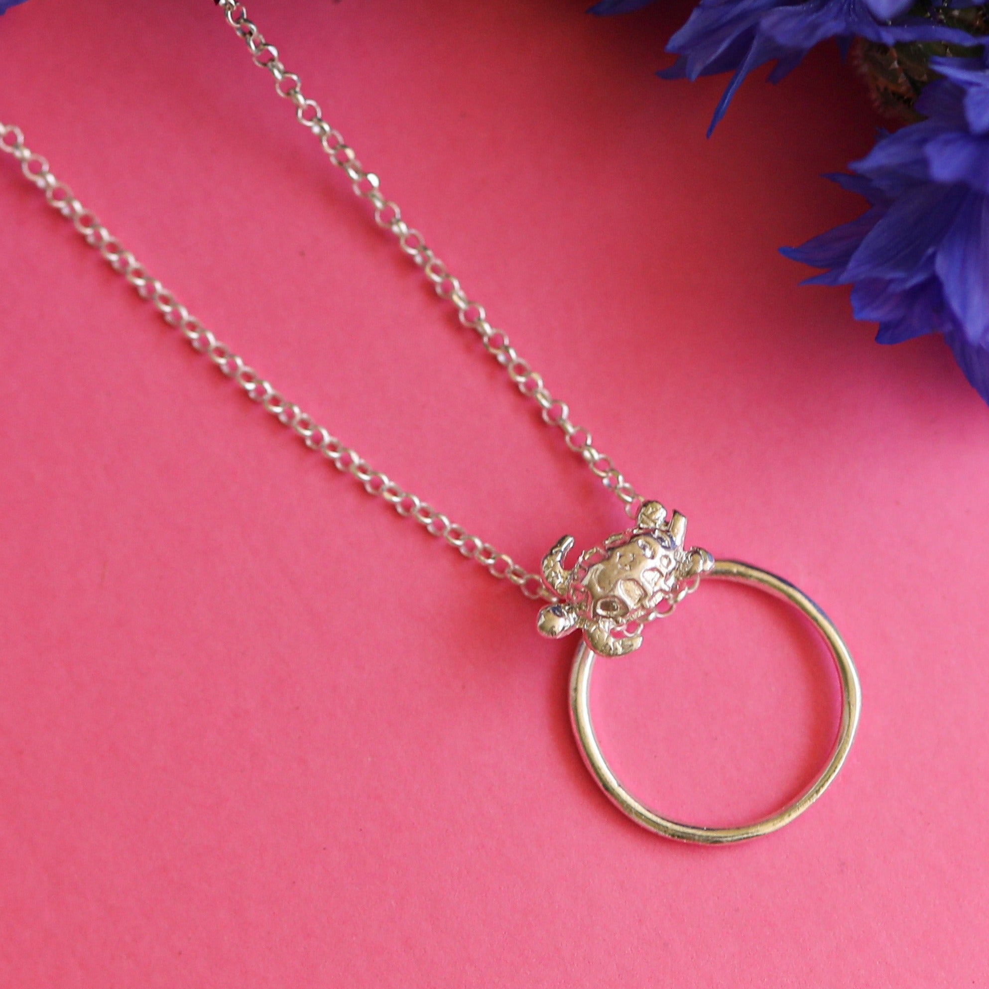 Collana con tartaruga in vetro di mare blu, ciondolo con
