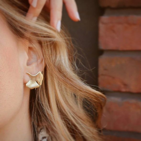 Palermo Mini ginkgo earrings